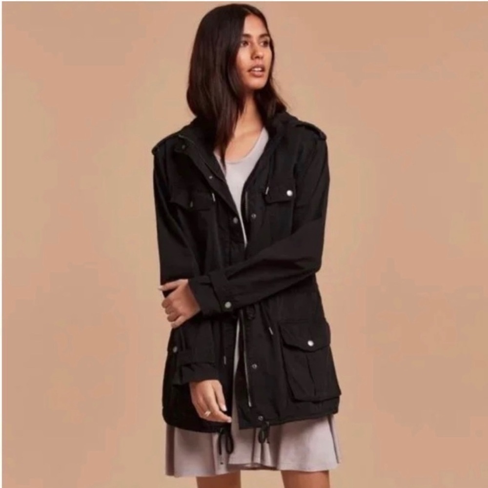 Aritzia Talula Trooper Cargo Hooded Utility Coat Jacket Parka in Black small